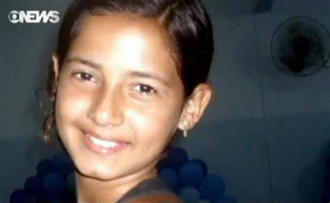 Enterrado Corpo Da Menina De 10 Anos Vítima De Bala Perdida No Rio