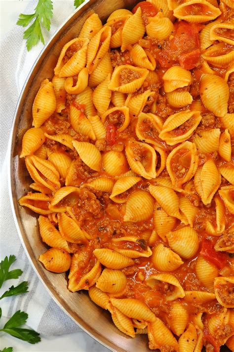 Beefy Pasta Shells Stuffed Pasta Shells Shell Pasta Recipes Recipes