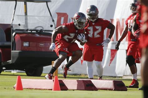 There's no sport like the nfl. Live updates on Buccaneers training camp day two - Bucs Nation