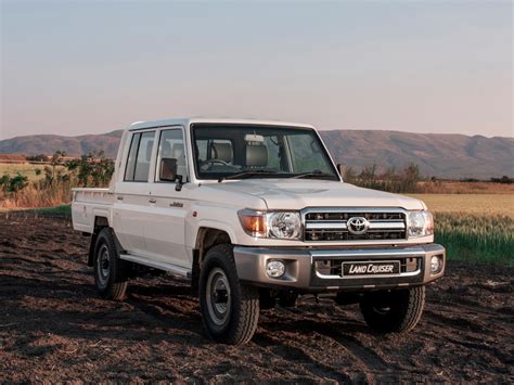 Toyota Land Cruiser 70 Series To Soldier On “its Here And Its Here
