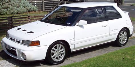 Une autre version spéciale « gtae » a été produite à 300 exemplaires au japon. Mazda Familia GTR | マツダ, スポーツ, ビークル