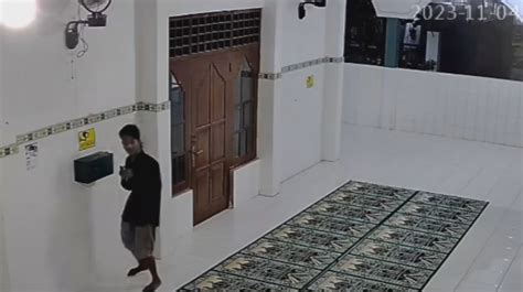 Bobol Masjid Pakai Kunci Lama Pencuri Kotak Infak Diamankan Warga Usai