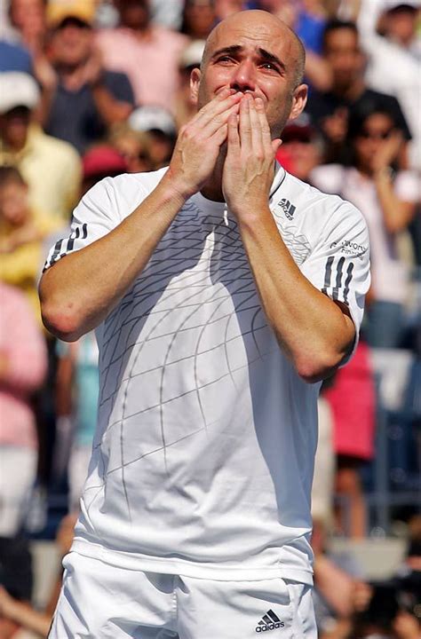 Andre Agassi Breaks Down During His Final Match At The 2006 Us Open