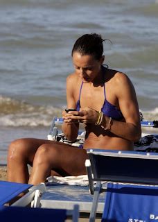 Veronica rossella elisa di francisca born: CELEBRITY LIFE-NEWS-PHOTOS: Elisa Di Francisca in bikini a ...