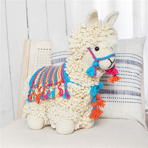 Red Heart Llama-No-Drama | Yarnspirations | Crochet patterns, Crochet