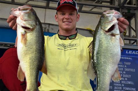 Lake hartwell is a reservoir bordering georgia and south carolina and is created by hartwell dam. FLW Fishing Tournament at Lake Hartwell, March 2012 | Flickr