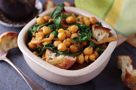 Recipe For Spanish Smoked Paprika Chickpeas With Spinach The Boston Globe