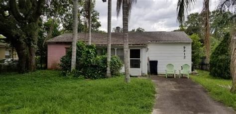 These Are The 10 Best Places To Live Near Tampa For Young Professionals