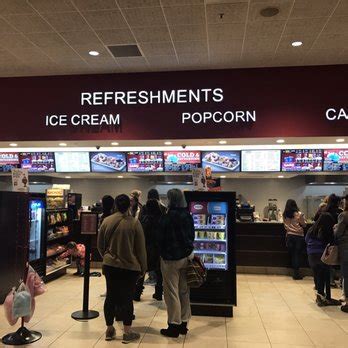 Gurnee mills cinema is located in gurnee city of illinois state. Gurnee Mills Cinema - 73 Photos & 86 Reviews - Cinema ...