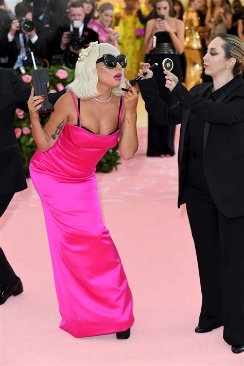 Lady Gagas Met Gala 2019 Entrance See The Best Reactions Glamour