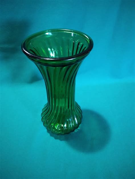 60s Hoosier Emerald Green Glass Vase 7 5 Swirl Pattern Glassware Mid Century Modern Textured