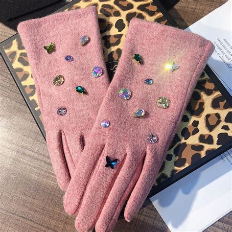 Brand Luxury Womens Winter Gloves Bling Crystal Elegant Warm Gloves Female Mittens Cashmere