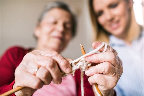 7 fun indoor activities for seniors and caregivers to enjoy