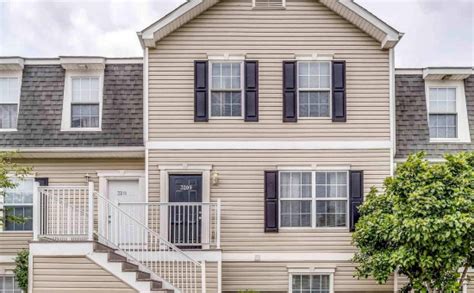 Check spelling or type a new query. Copper Beech Townhomes | Columbia, Missouri