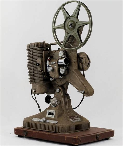 Collectible Of The Day This Antique Keystone Movie Projector Would Be The Perfect Finishing