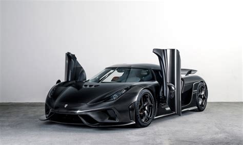 Koenigsegg Bares It All With Their New Naked Carbon Fiber Regera