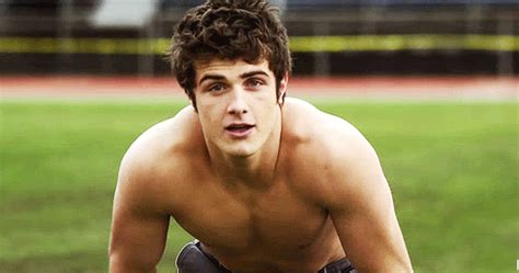 We Love Hot Guys Beau Mirchoff Shirtless From Awkward