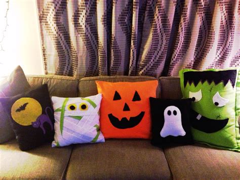 Group effort Halloween pillows... ️ them | Halloween pillows, Pillows, Throw pillows