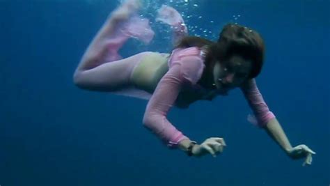 Two Adorable And Svelte Sexy Girls In The Blue Deep Sea Video