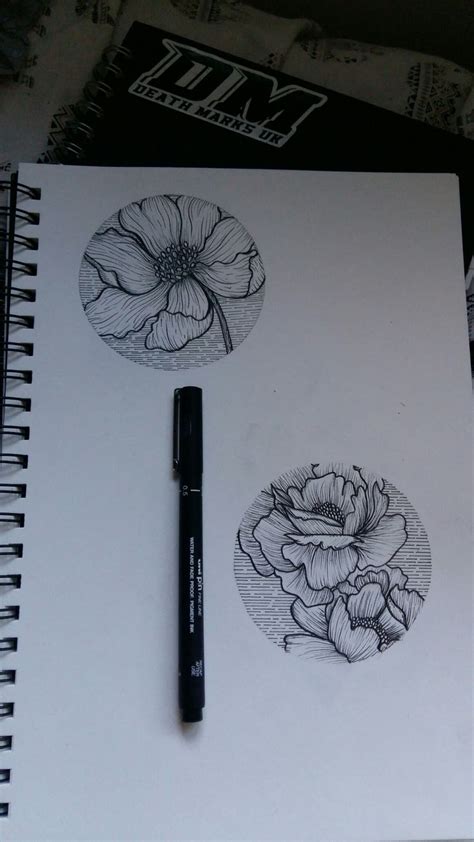 Poppy And Peony Floral Circle Tattoo Design Circle Tattoo Design New