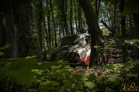 5 / 5 3 мнений. Autoskulpturenpark Neandertal Foto & Bild | fotos ...
