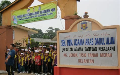 Program pendaftaran sekolah agama rakyat (sar) dan sekolah agama negeri (san) adalah satu usaha. Sekolah Agama Bantuan Kerajaan : Yang paling terkenal ...