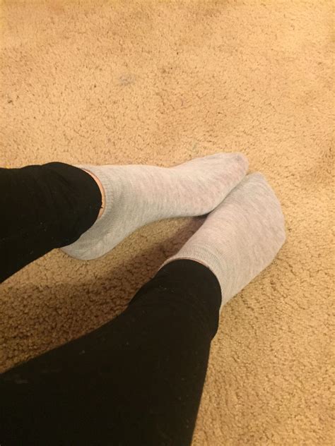 who wants to buys some sweaty smelly socks from my girlfriend r feettoesandsocks