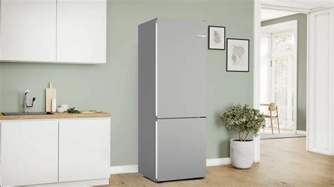 Kgn Ldfg Free Standing Fridge Freezer With Freezer At Bottom Bosch Gb