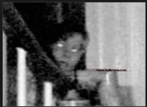 10 of the scariest ghost sighting videos ever video