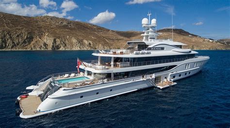 russian billionaire s plvs vltra is one of the most expensive superyachts for sale autoevolution