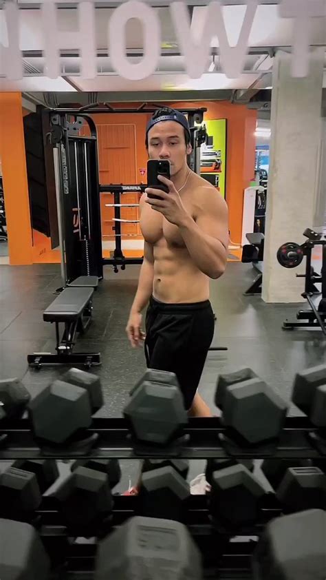 Mrvvip On Twitter Chicco Jerikho Shirtless Gym Snap Selebwatch