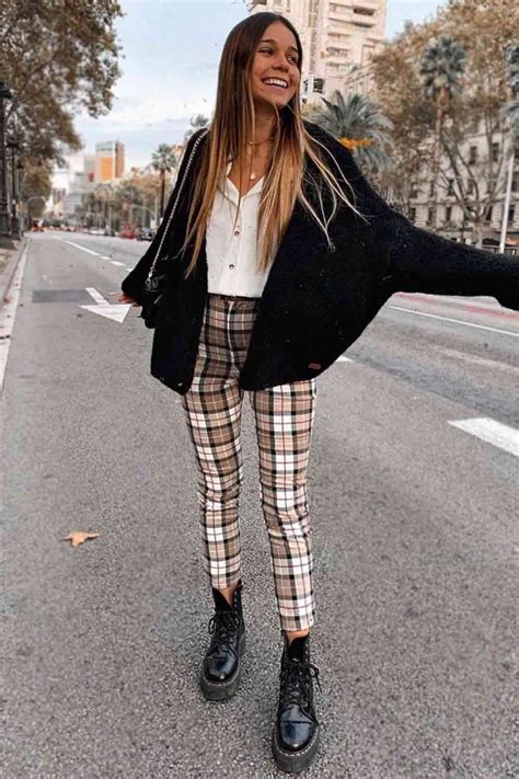 28 Versatile Plaid Pants And Ways Of Pulling Them Off Winter Fashion