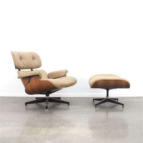 Eames Lounge Chair Ottoman In Caramelmokka Leather And Rosewood 71130