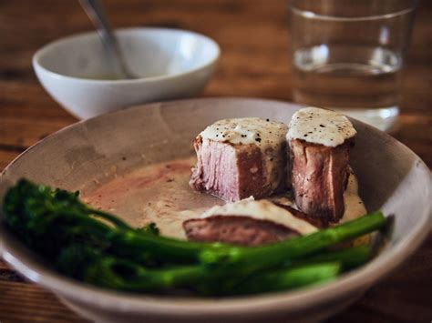El solomillo es uno de los platos estrella en toda buena comida. Solomillo de cerdo sous vide con salsa de gorgonzola ...