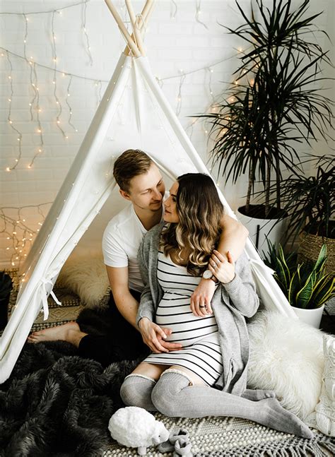Casual Teepee Maternity Photos Inspired By This