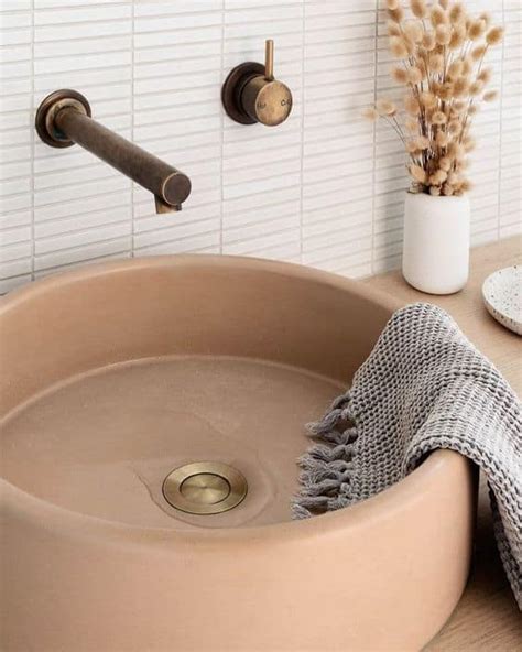 We must all agree that faucets are among the most used fixtures in our homes, we probably turn them on and off. Bathroom Trends 2021: Top 10 Stunning Ideas and Features ...
