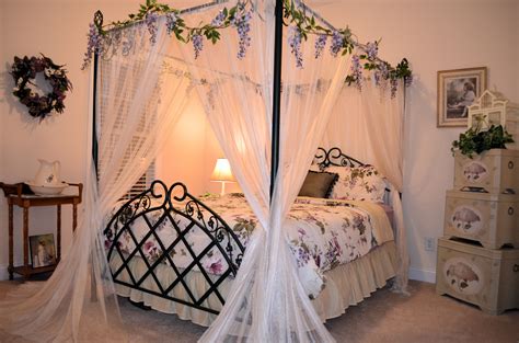 Canopy Bed With Hanging Wisteria Garland Room Makeover Bedroom Aesthetic Bedroom Redecorate