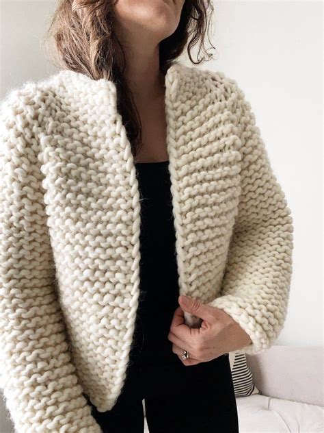 The annie jumper knitting pattern by the knit mix. Beginner Friendly Top Down Knitting Pattern Cropped ...