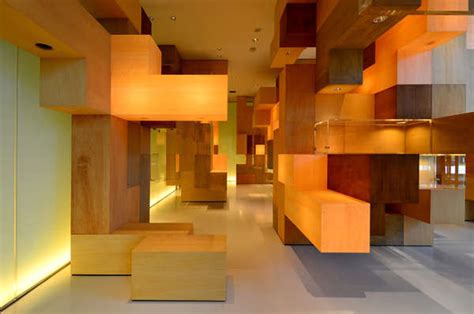 Cubic Labyrinth Interiors Gallery Design