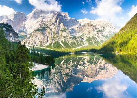 12 Incredible Places In The Italian Alps Almost Too Beautiful To Be