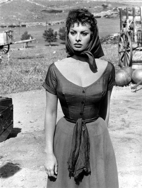 Among film icons, sophia loren's personal style is arguably the sassiest of all. Happy Birthday - Sophia Loren 20.09.1934 | Neil's Movie Review