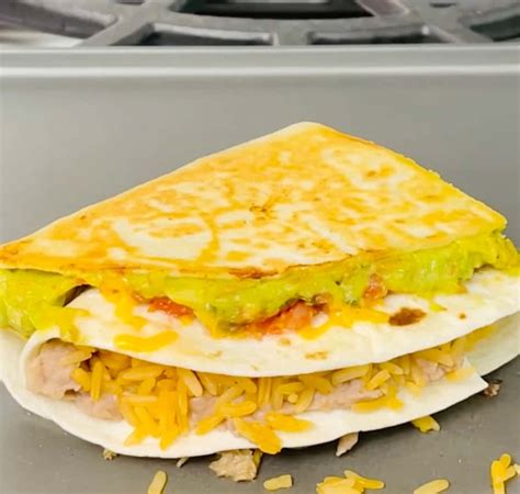 A nice wrap, in all its glory. TikTok Tortilla Wrap Hack - this viral Tiktok food trend ...