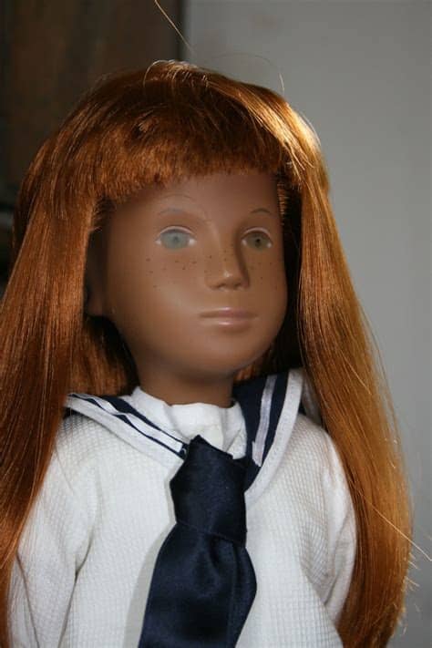 While most people cut their bangs straight, they may also shape them in an arc, leave them ragged or ruffled. Long auburn/red hair with a fringe/bangs the sailor collar ...