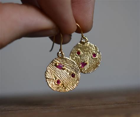 Luxury Handmade And Bespoke Jewellery Created In Northern Ireland By