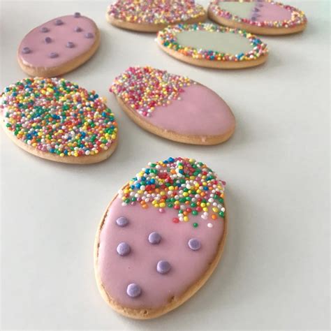 Decorating Easter Biscuits Recipe Decorated Easter Cookies Easter