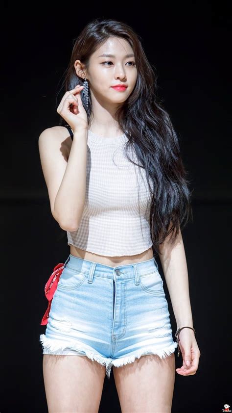 설현 짤 중 제일 핫했던 짤 네이버 블로그 in 2022 fashion beautiful figure cute korean girl