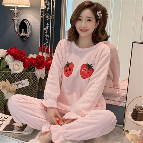 Women Pajama Sets 2019 Autumn Winter Pajamas Flannel Cartoon Thick Warm Women Sleepwear Cute