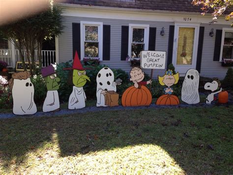 Its The Great Pumpkin Yard Art Diygardenprojectsyardart Halloween