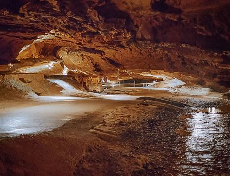 Forbidden Caverns Sevierville Tennessee Smoky Mountain Golden Cabins