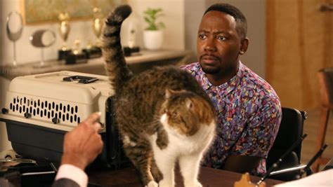 how lamorne morris really felt about winston s job in new girl exclusive